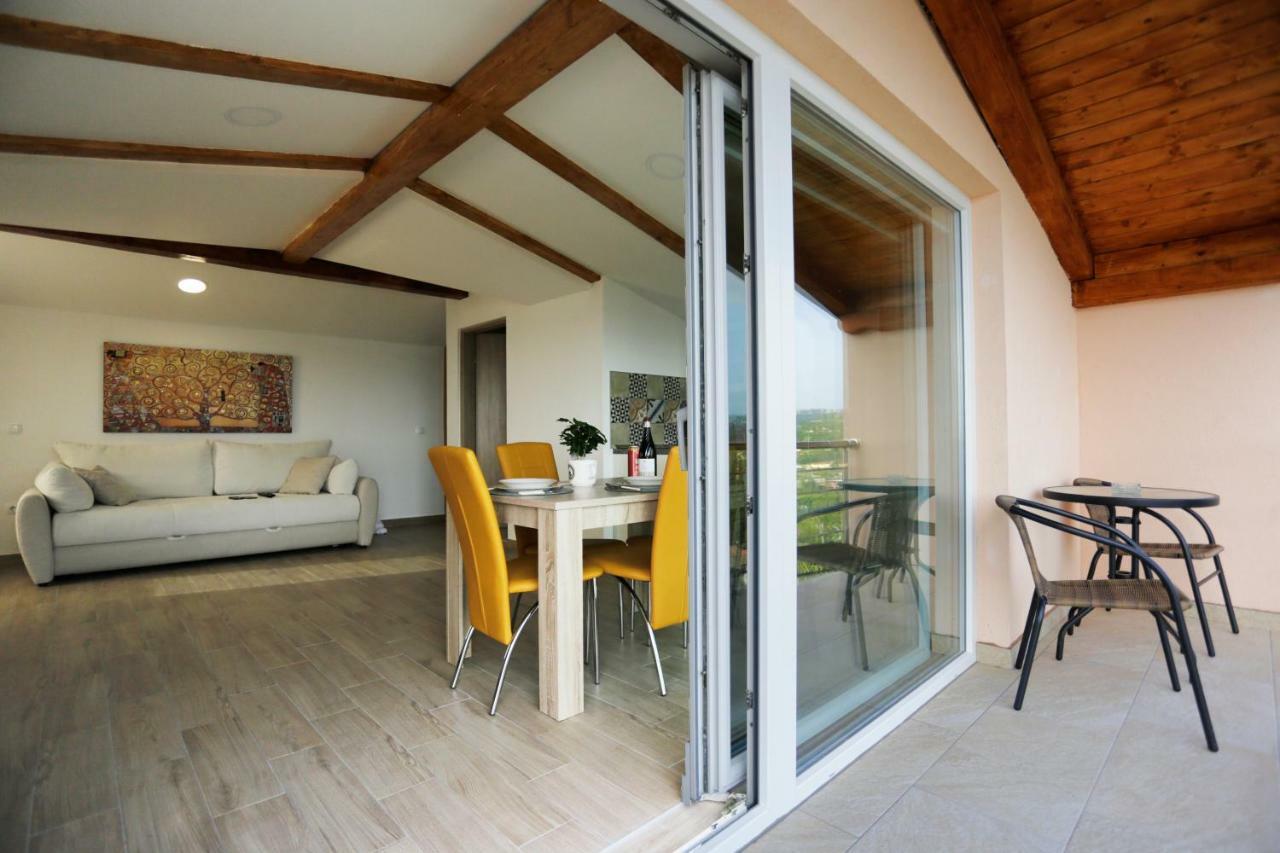 Red Rose Apartment Portoroz Luaran gambar